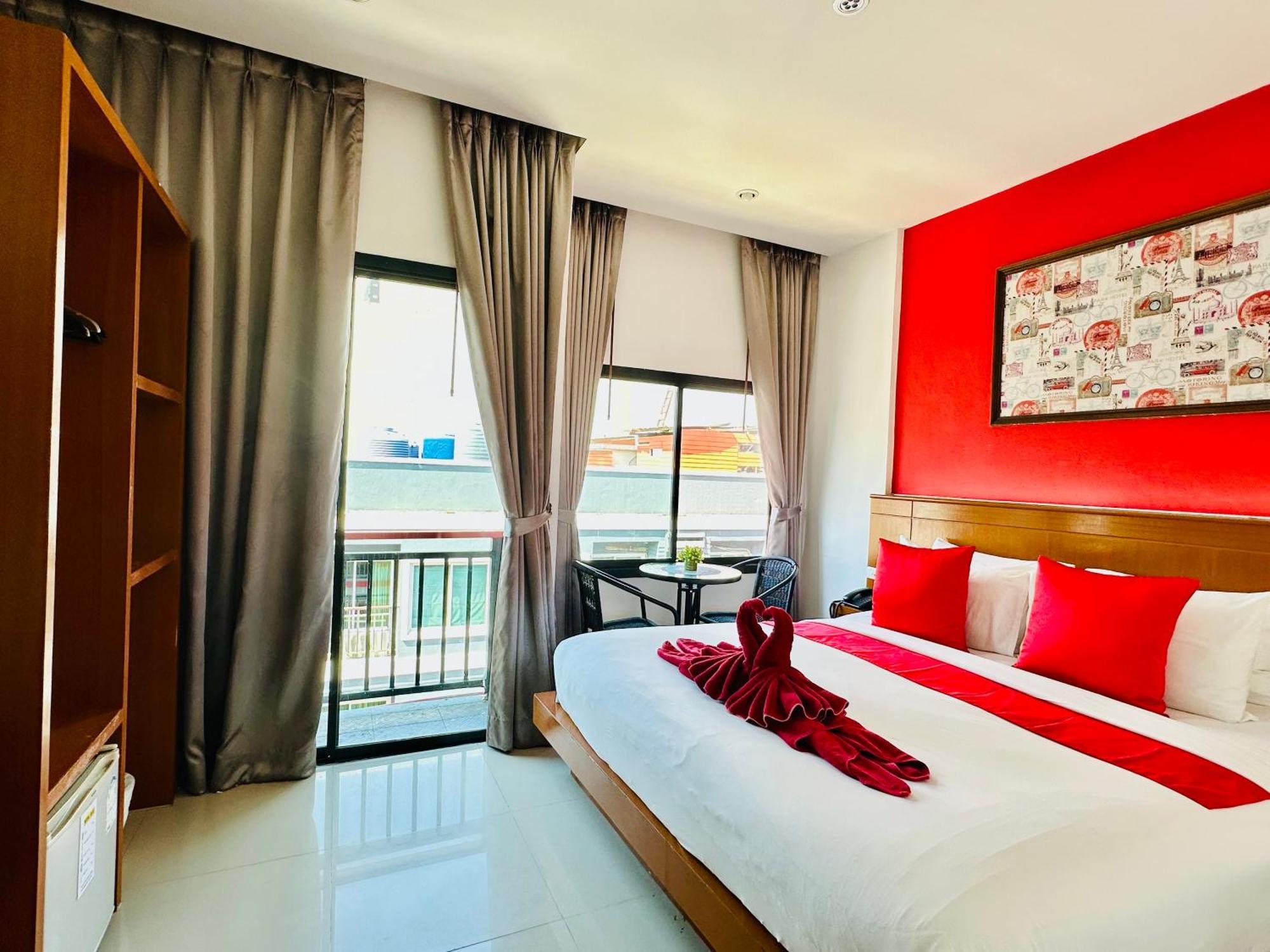 Pj Patong Resortel Eksteriør billede