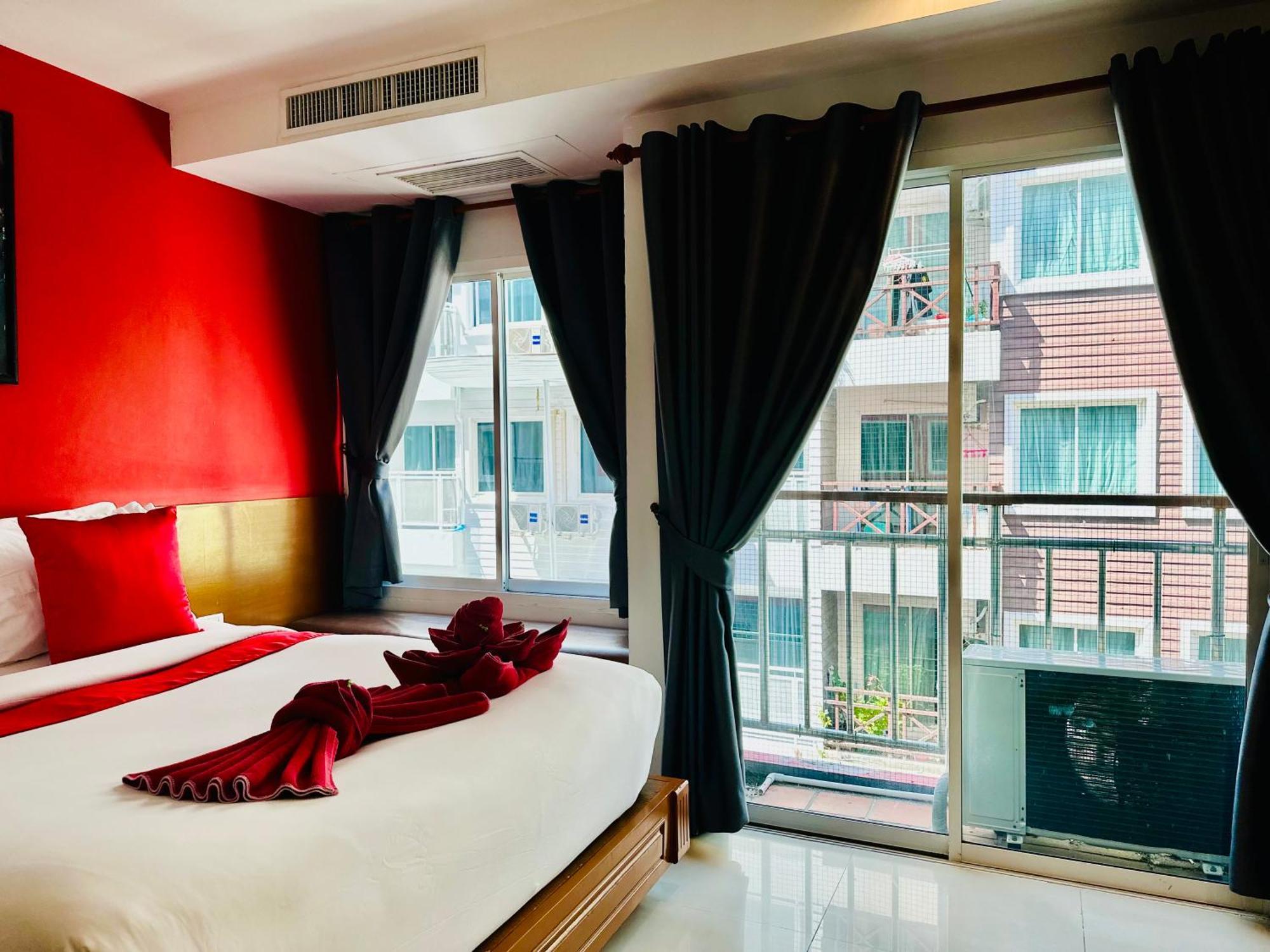 Pj Patong Resortel Eksteriør billede